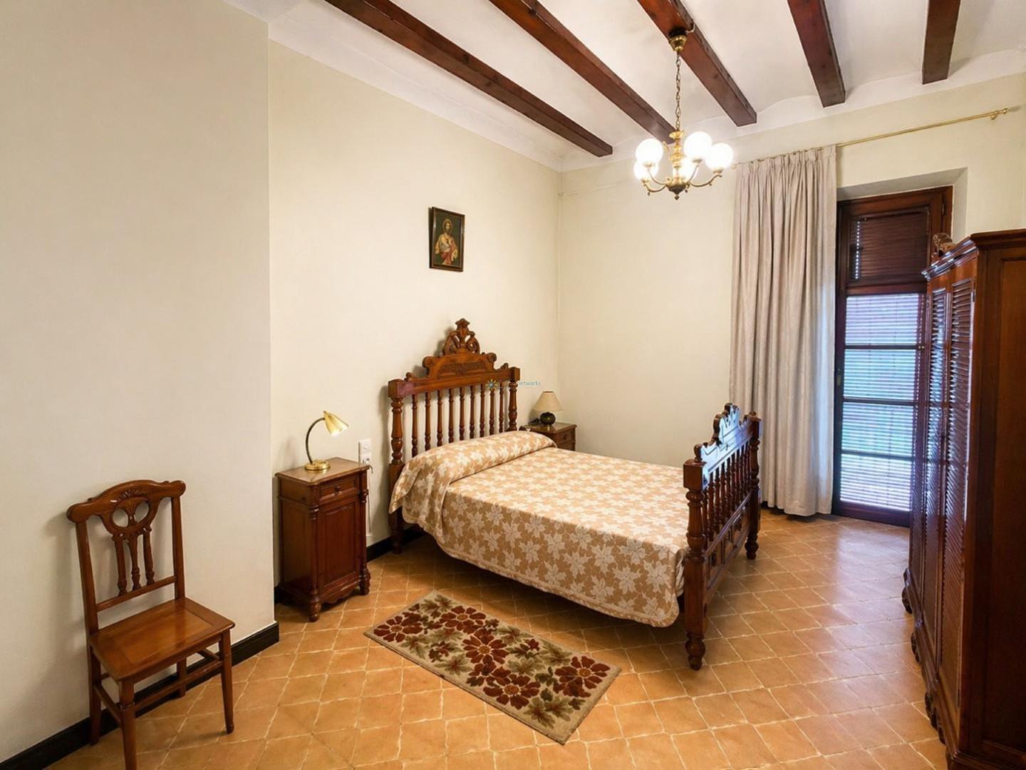 Semi-detached House for Sale in Aielo de Malferit