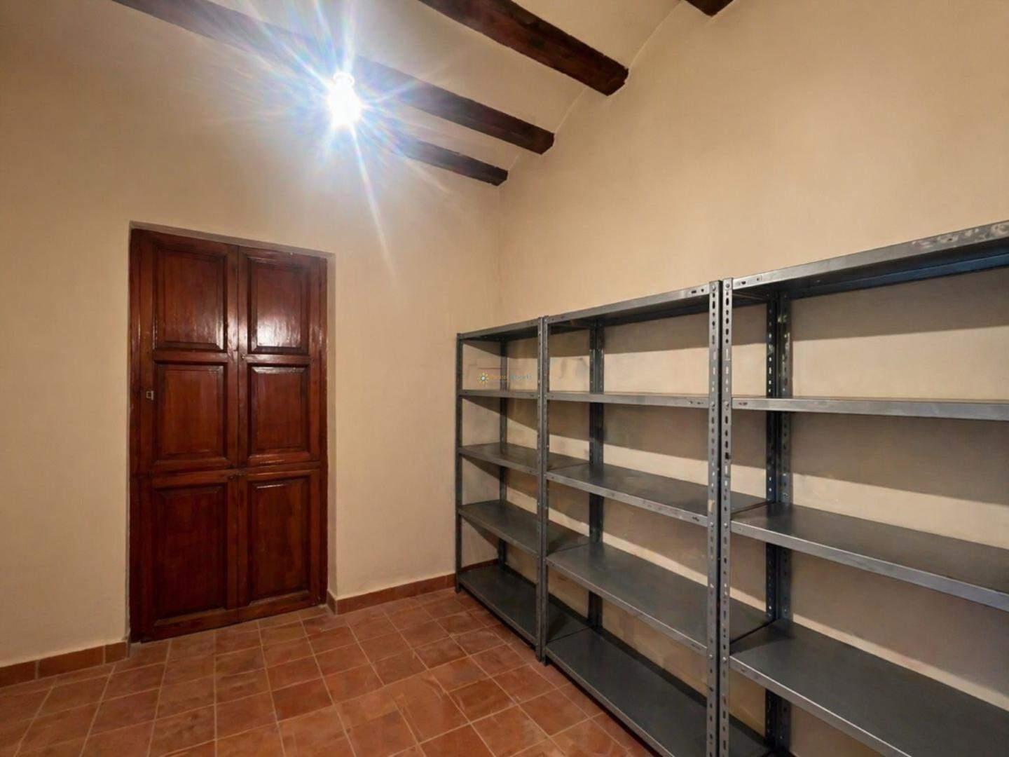 Semi-detached House for Sale in Aielo de Malferit