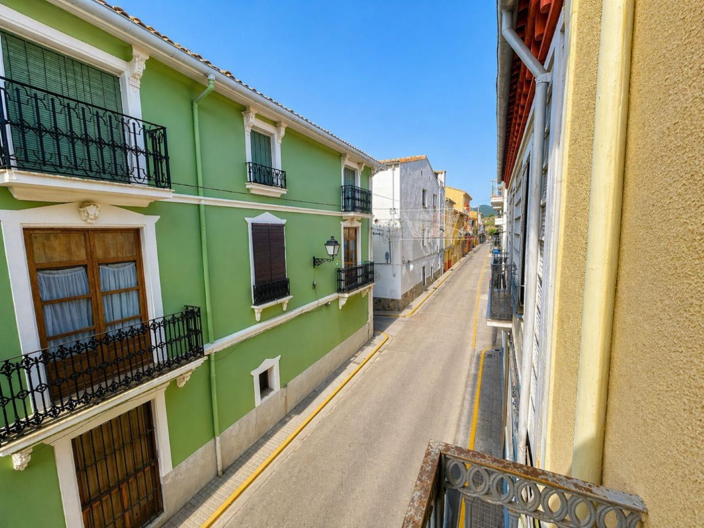 Semi-detached House for Sale in Aielo de Malferit