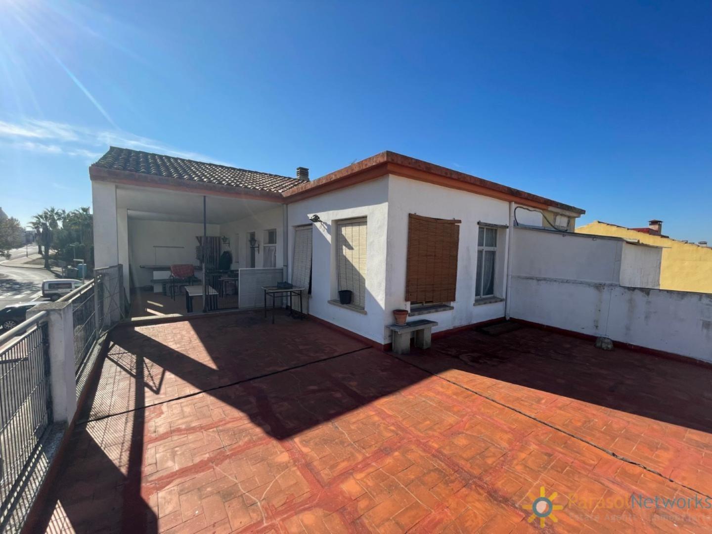 Premise for Sale in Gavarda