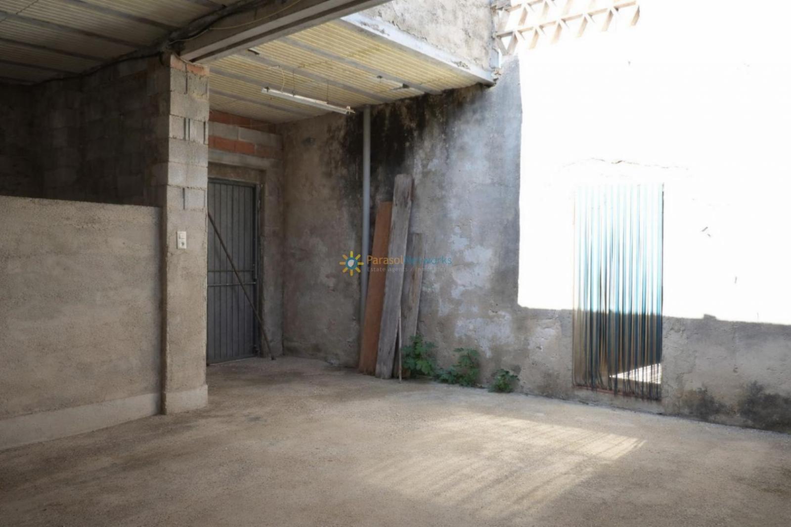 Finca en Venta en Pego