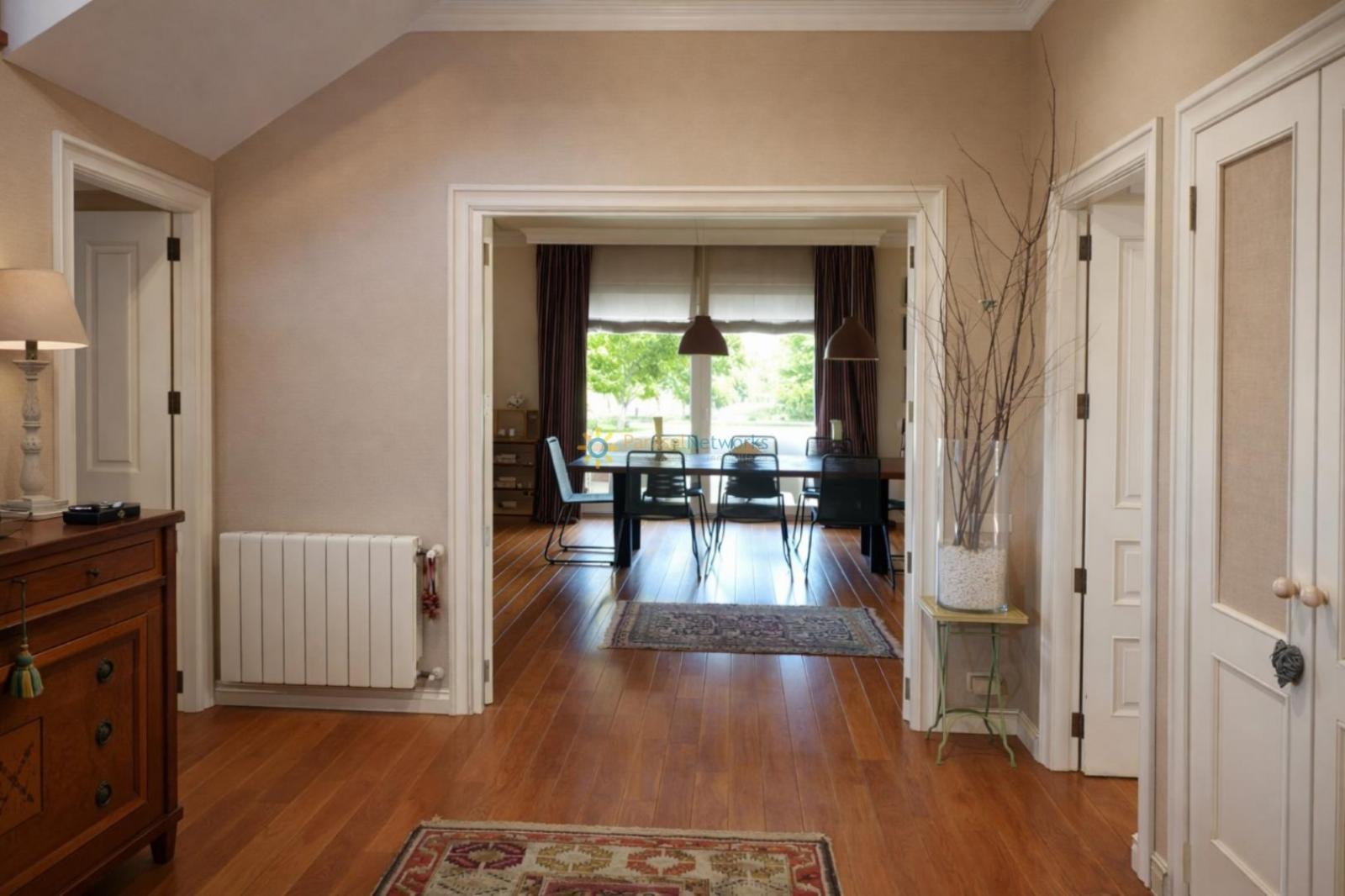 Villa for Sale in Gandia