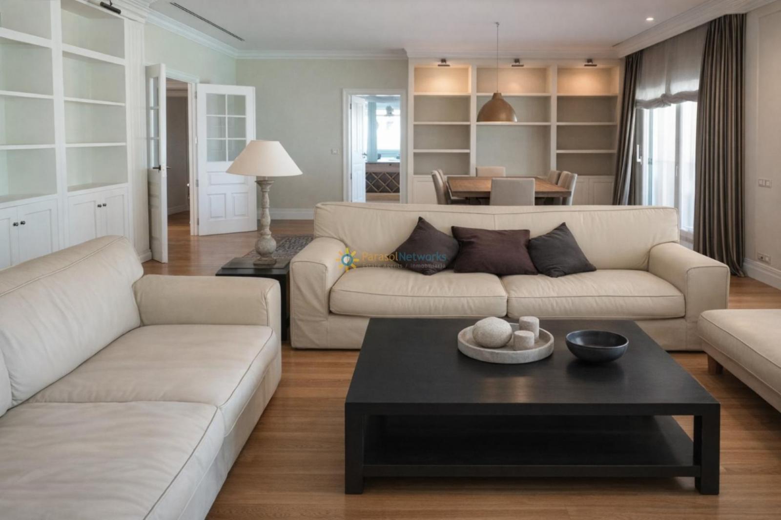 Villa for Sale in Gandia
