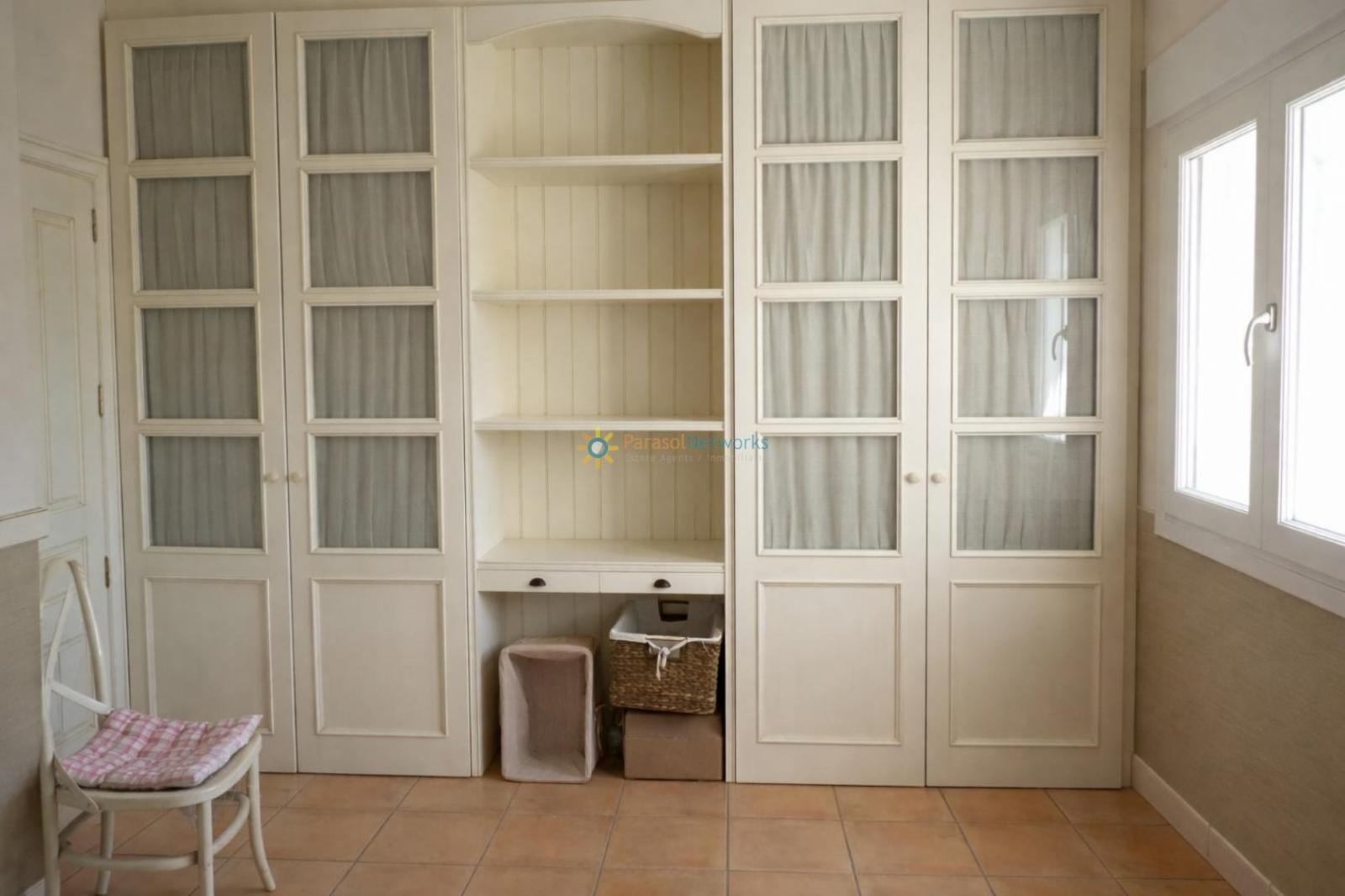 Villa for Sale in Gandia