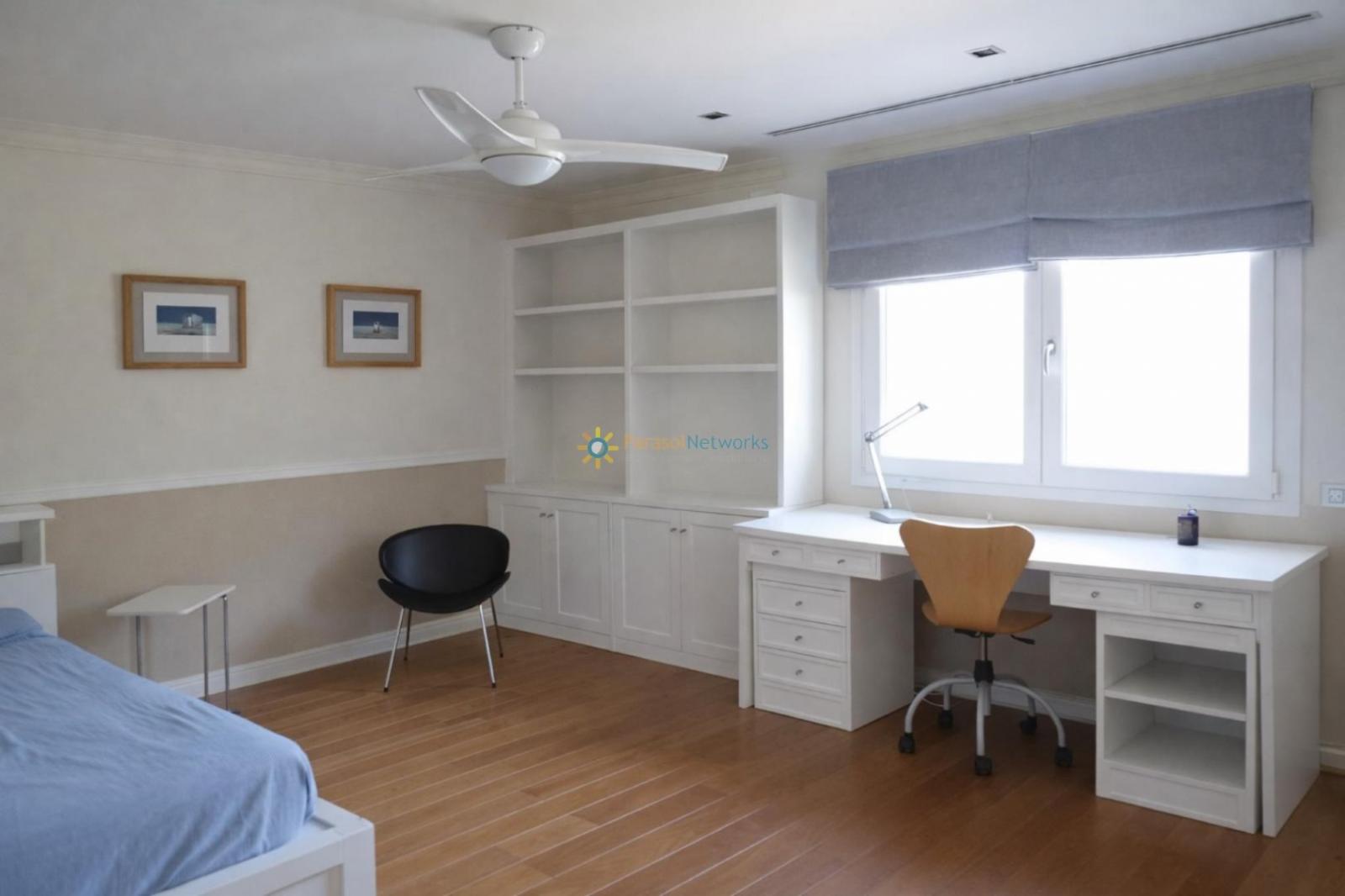 Villa for Sale in Gandia