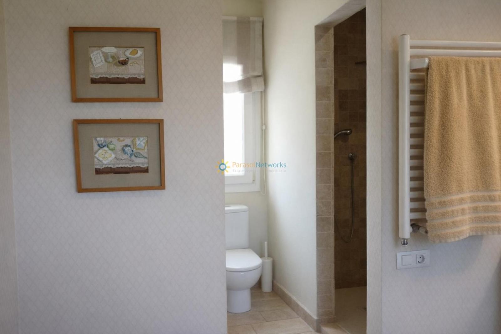 Villa for Sale in Gandia