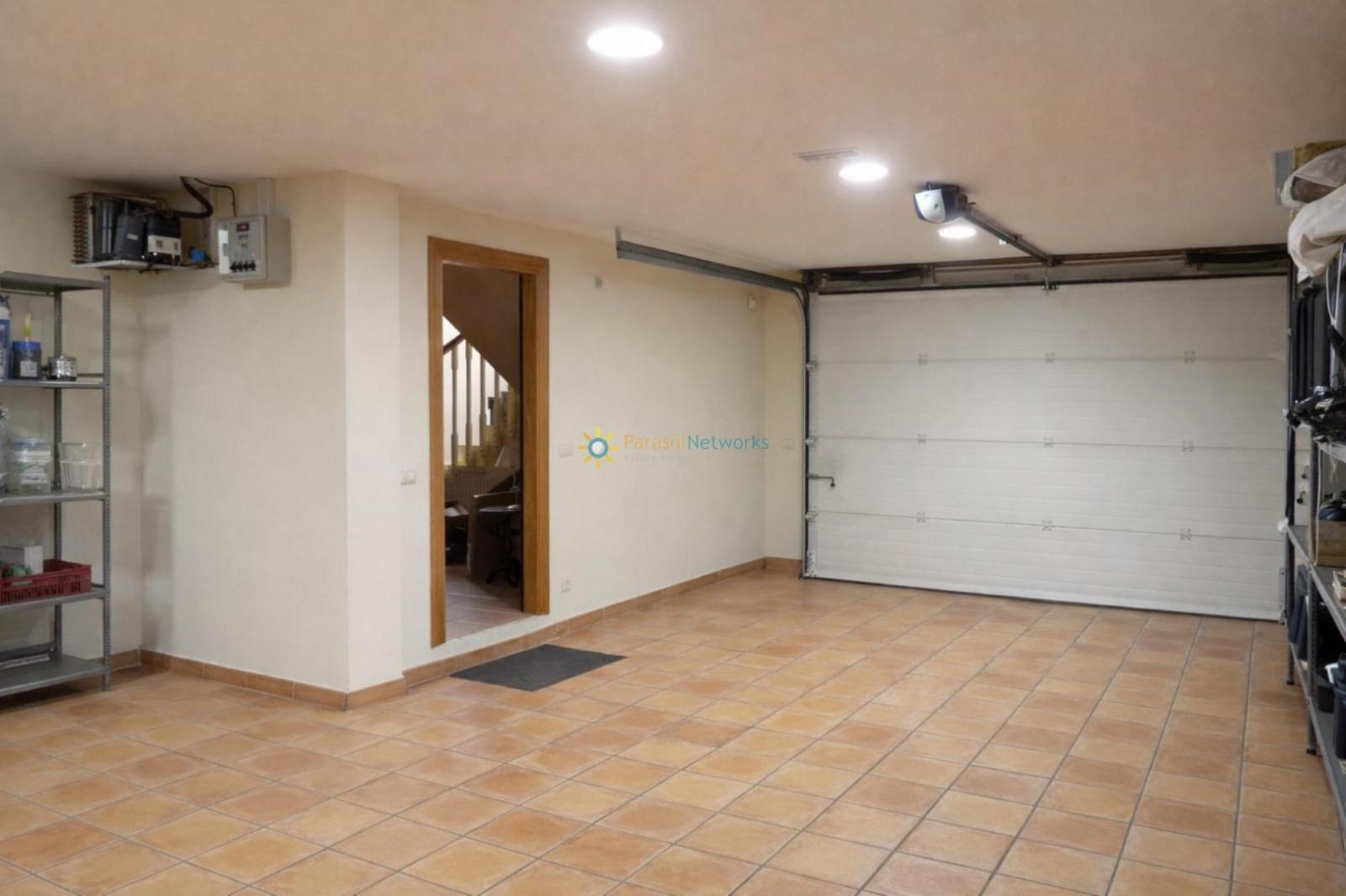 Villa for Sale in Gandia