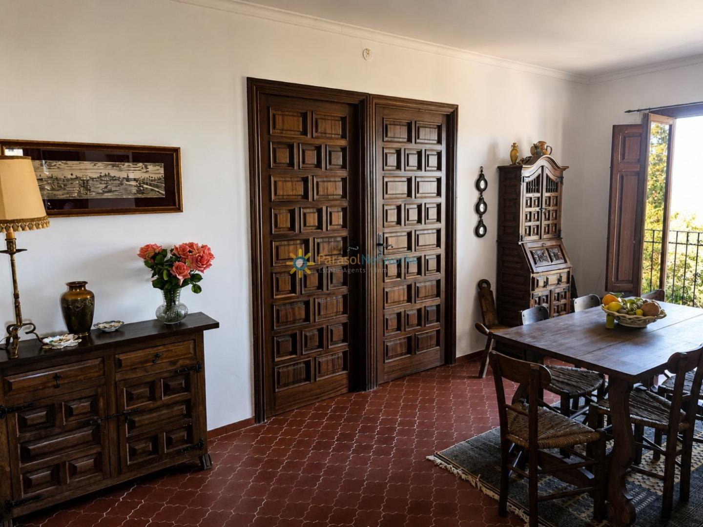 Villa for Sale in Cotes