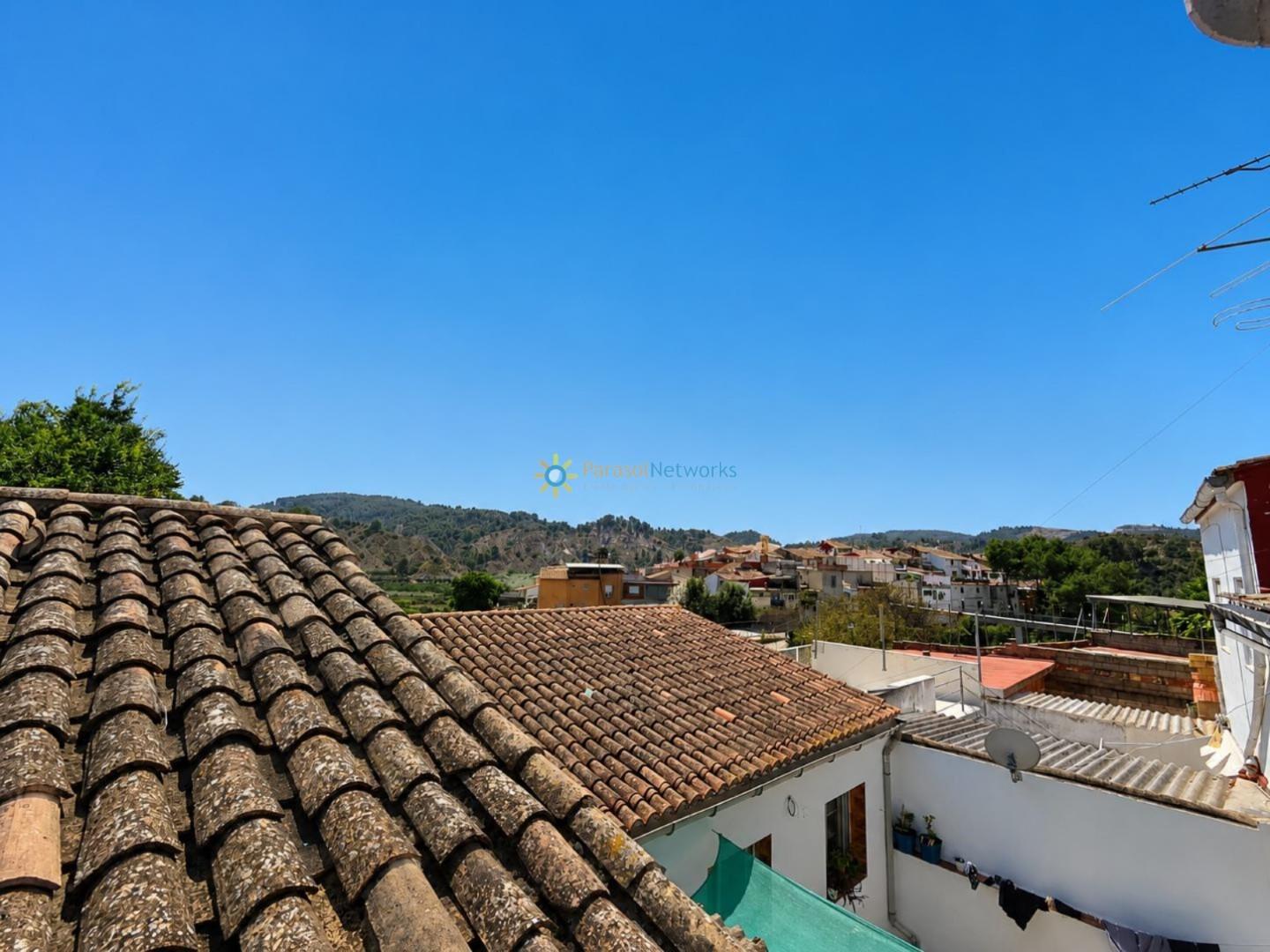 Semi-detached House for Sale in Sellent