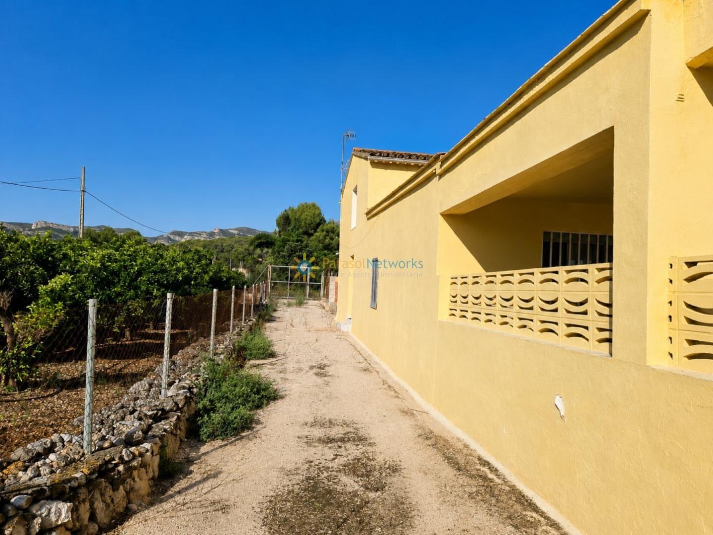 Villa for Sale in Gandia