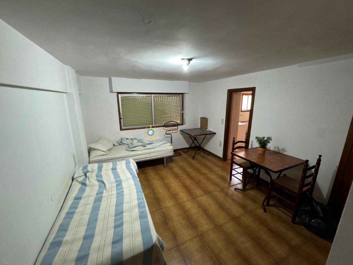 Premise for Sale in Piles