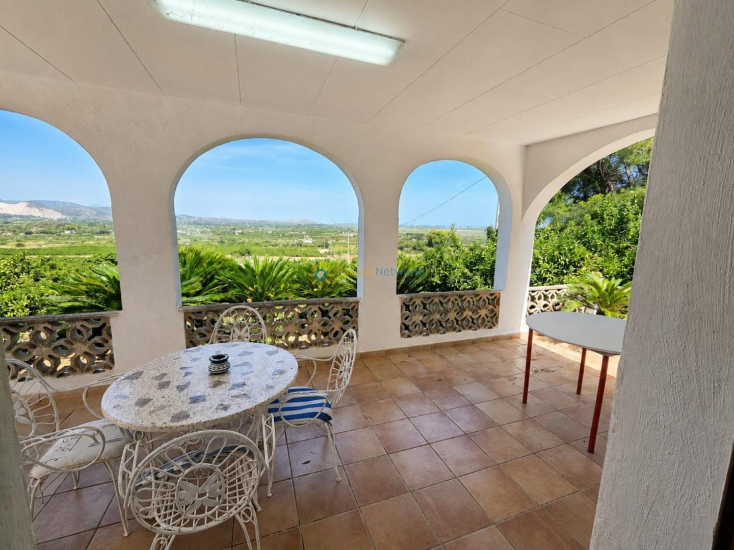 Chalet for Sale in Pego