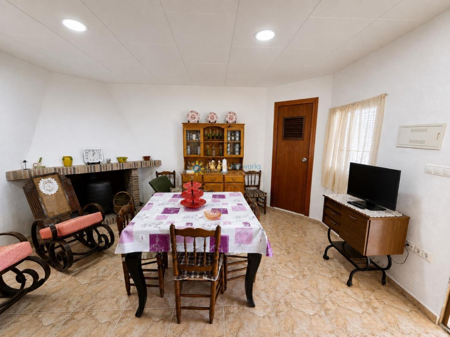 Chalet for Sale in Pego