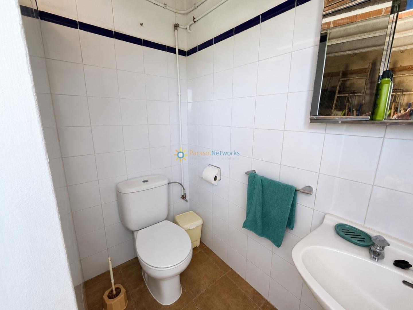 Chalet for Sale in Pego