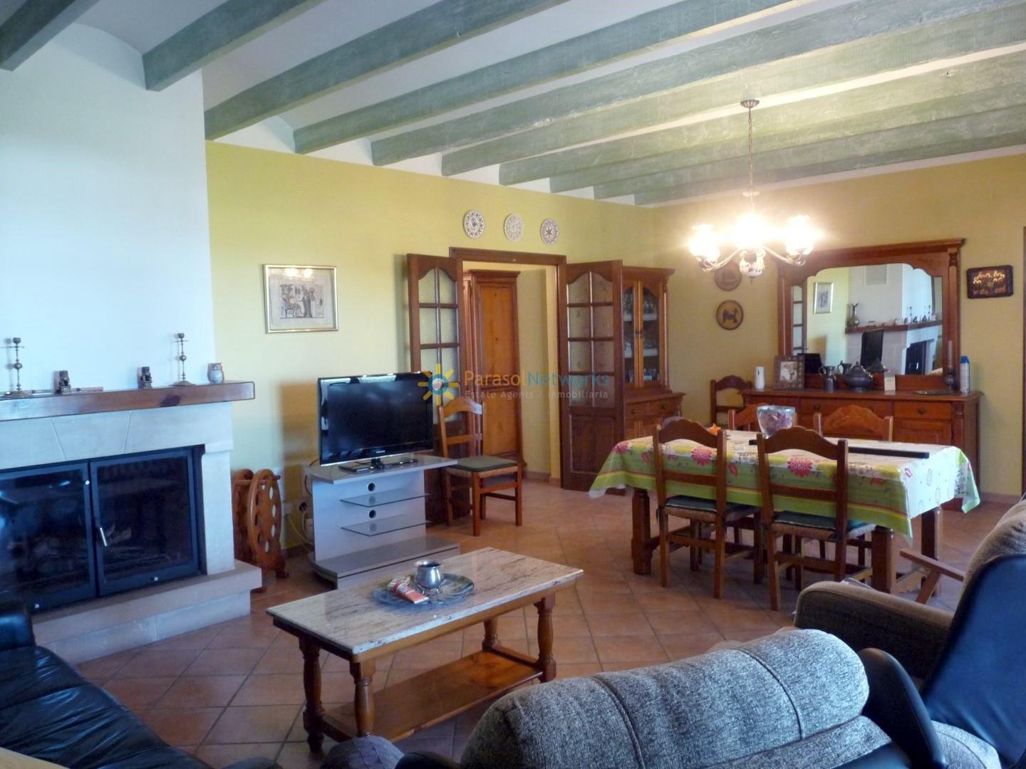 Villa for Sale in La Font d'En Carròs