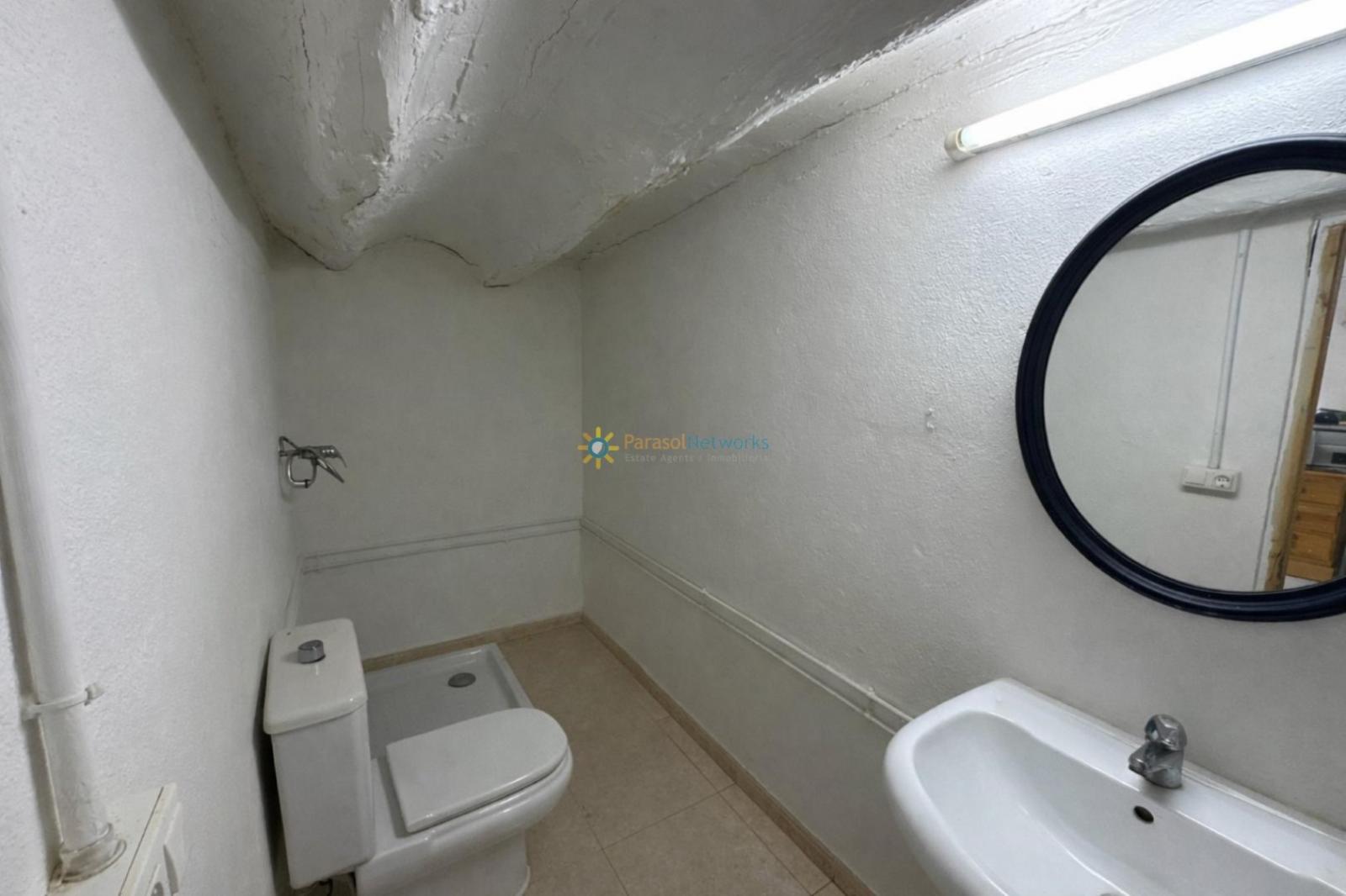 Semi-detached House for Sale in Bufali