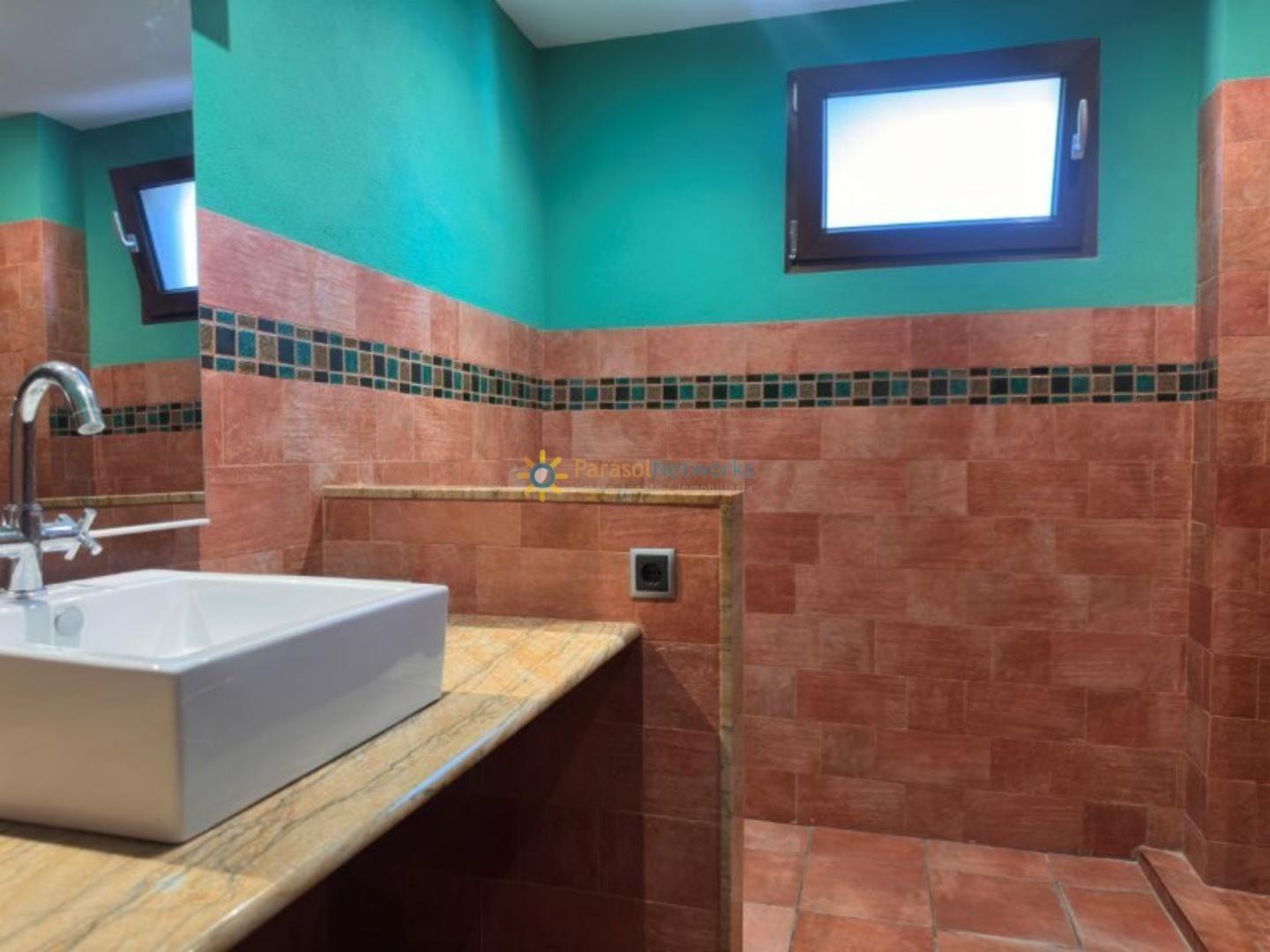 Villa for Sale in Albaida