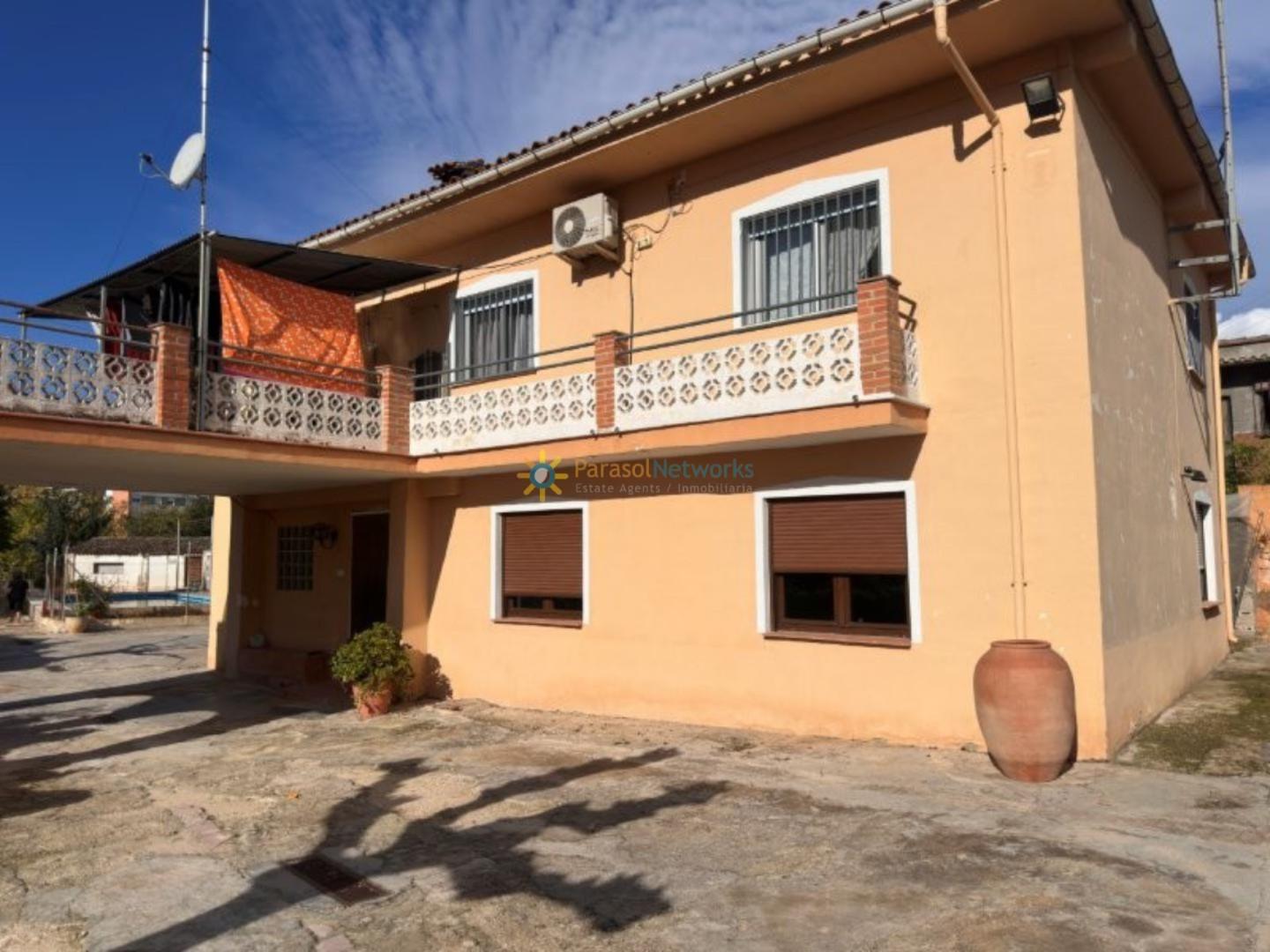 Villa for Sale in Albaida