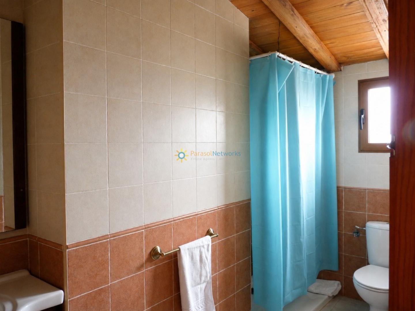 Semi-detached House for Sale in El Palomar