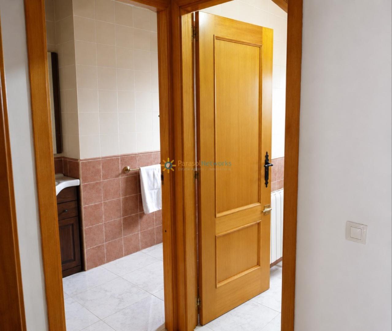 Semi-detached House for Sale in El Palomar