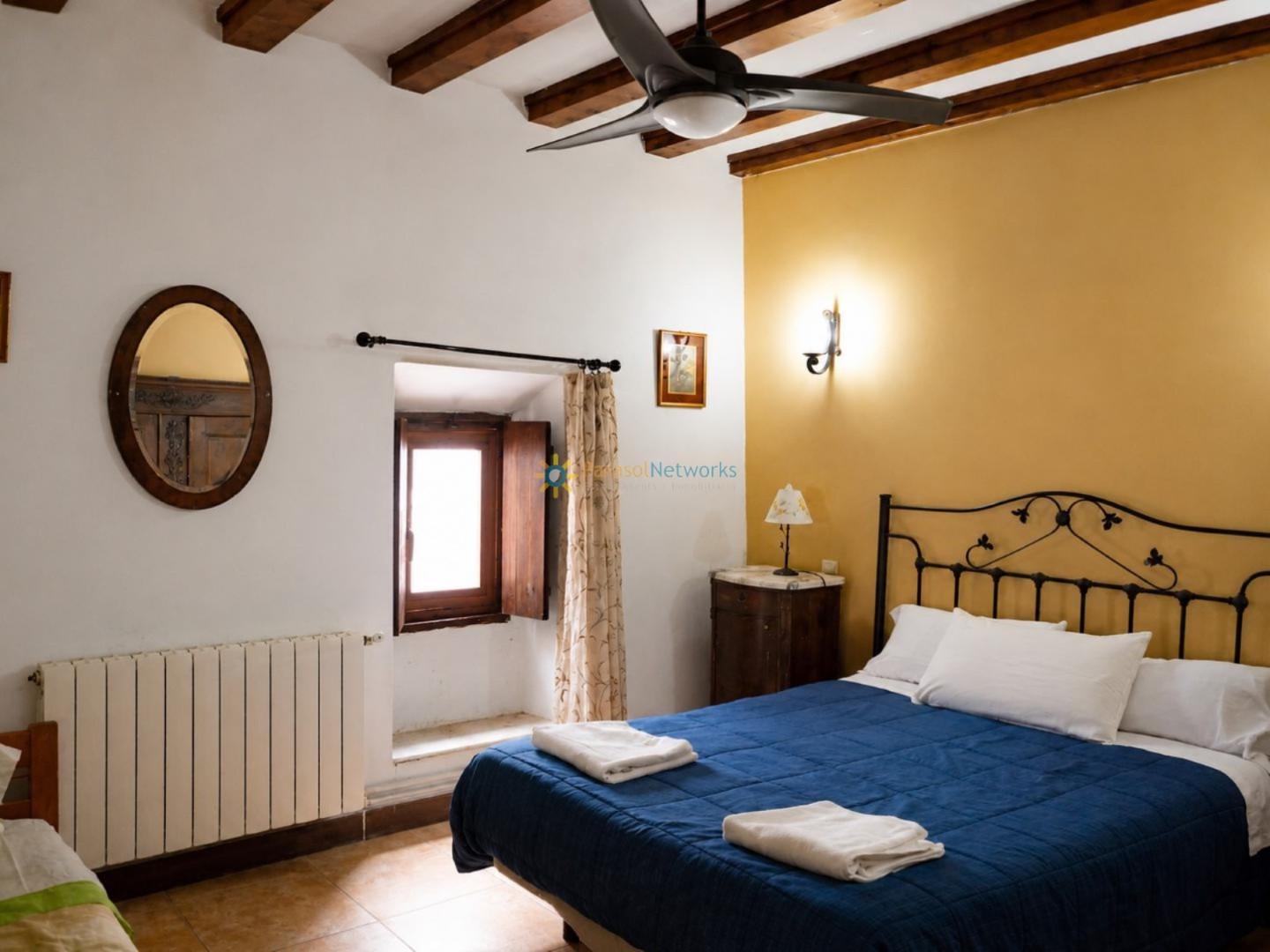 Semi-detached House for Sale in El Palomar