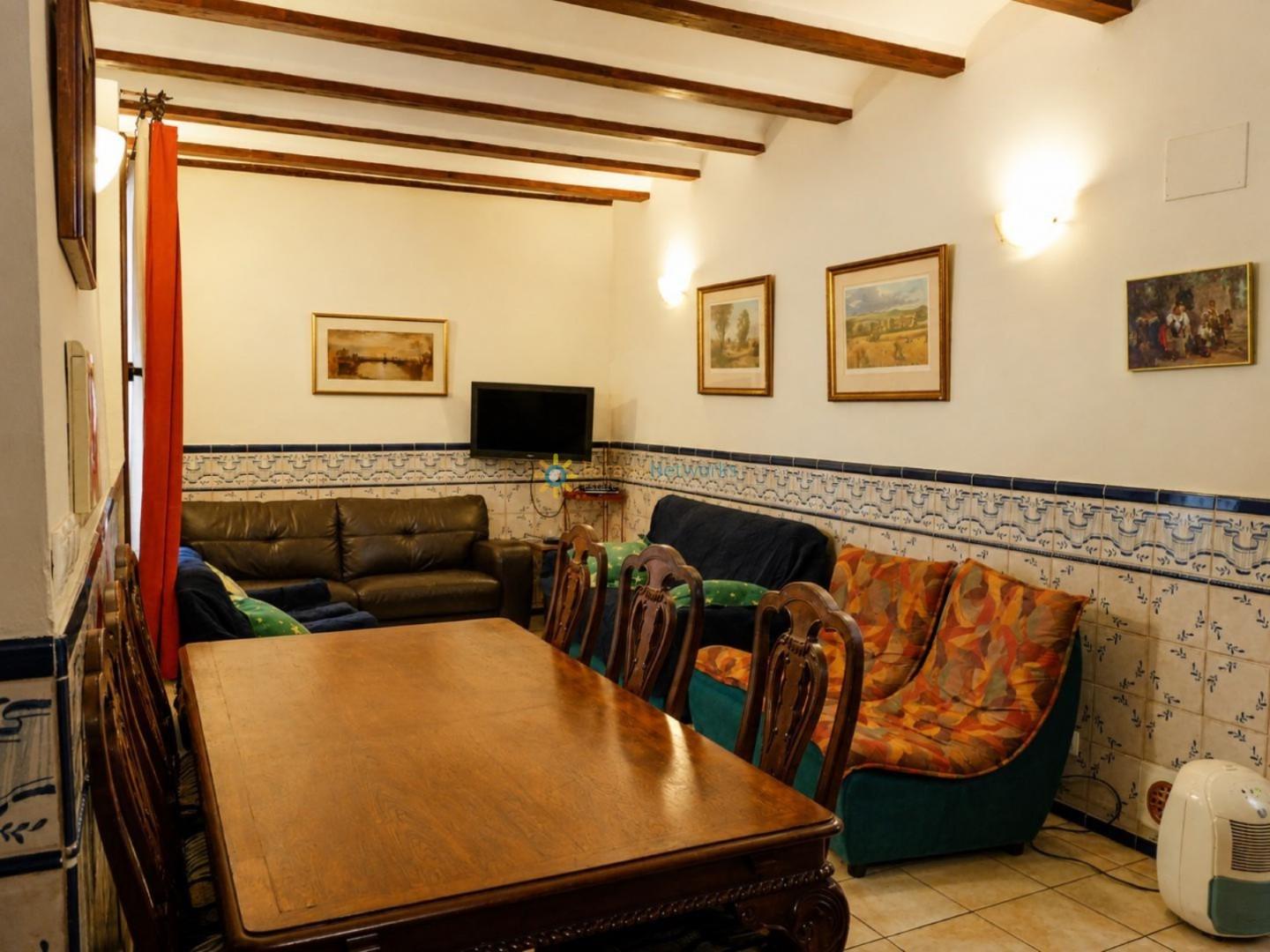 Semi-detached House for Sale in El Palomar