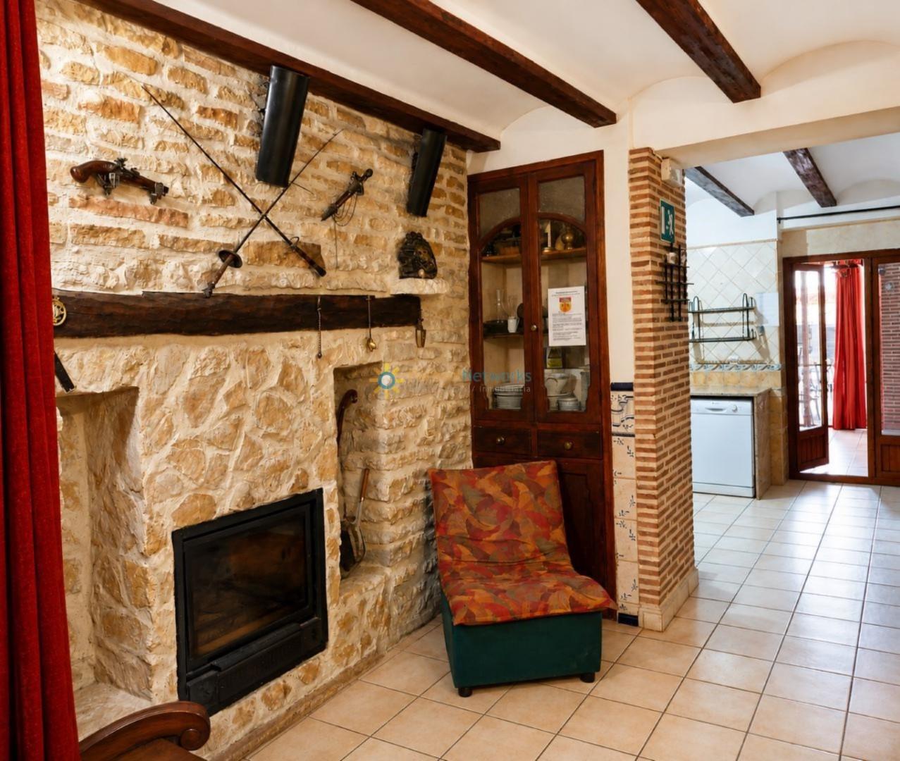 Semi-detached House for Sale in El Palomar