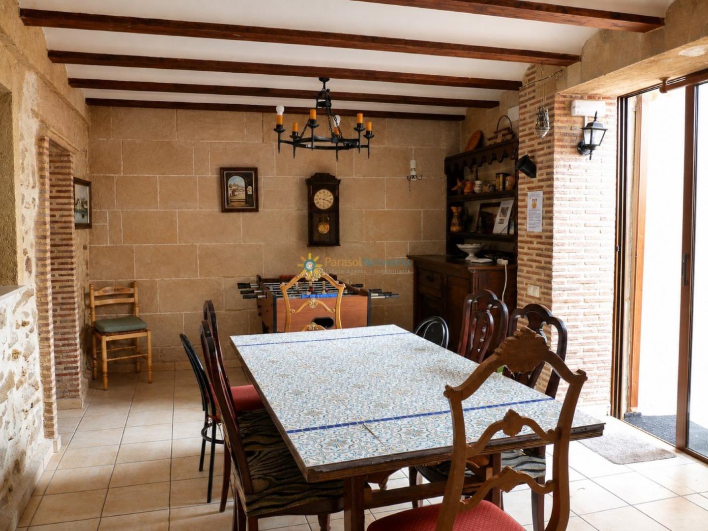 Semi-detached House for Sale in El Palomar