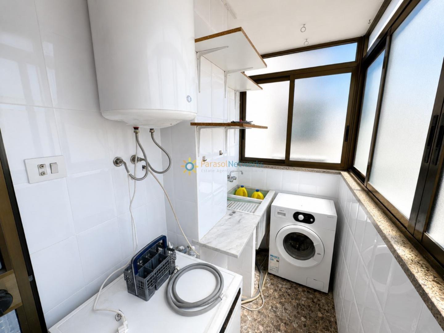 Flat for Sale in Oliva