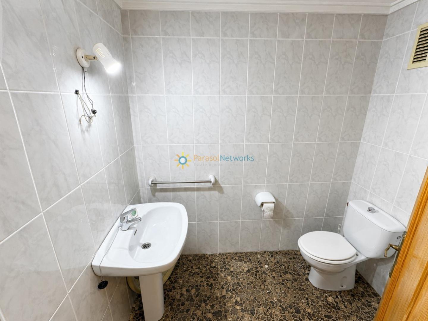 Flat for Sale in Oliva