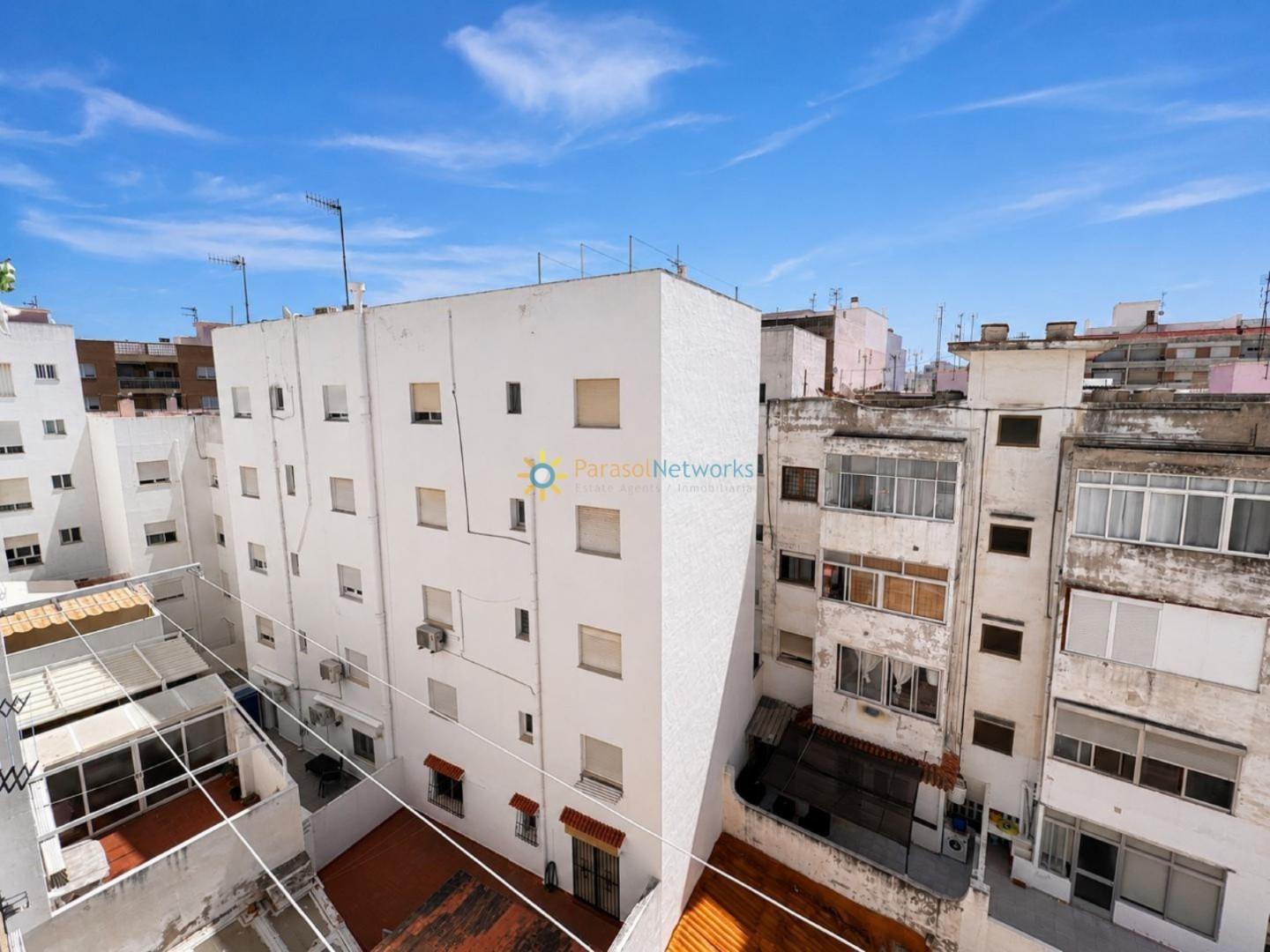 Flat for Sale in Oliva