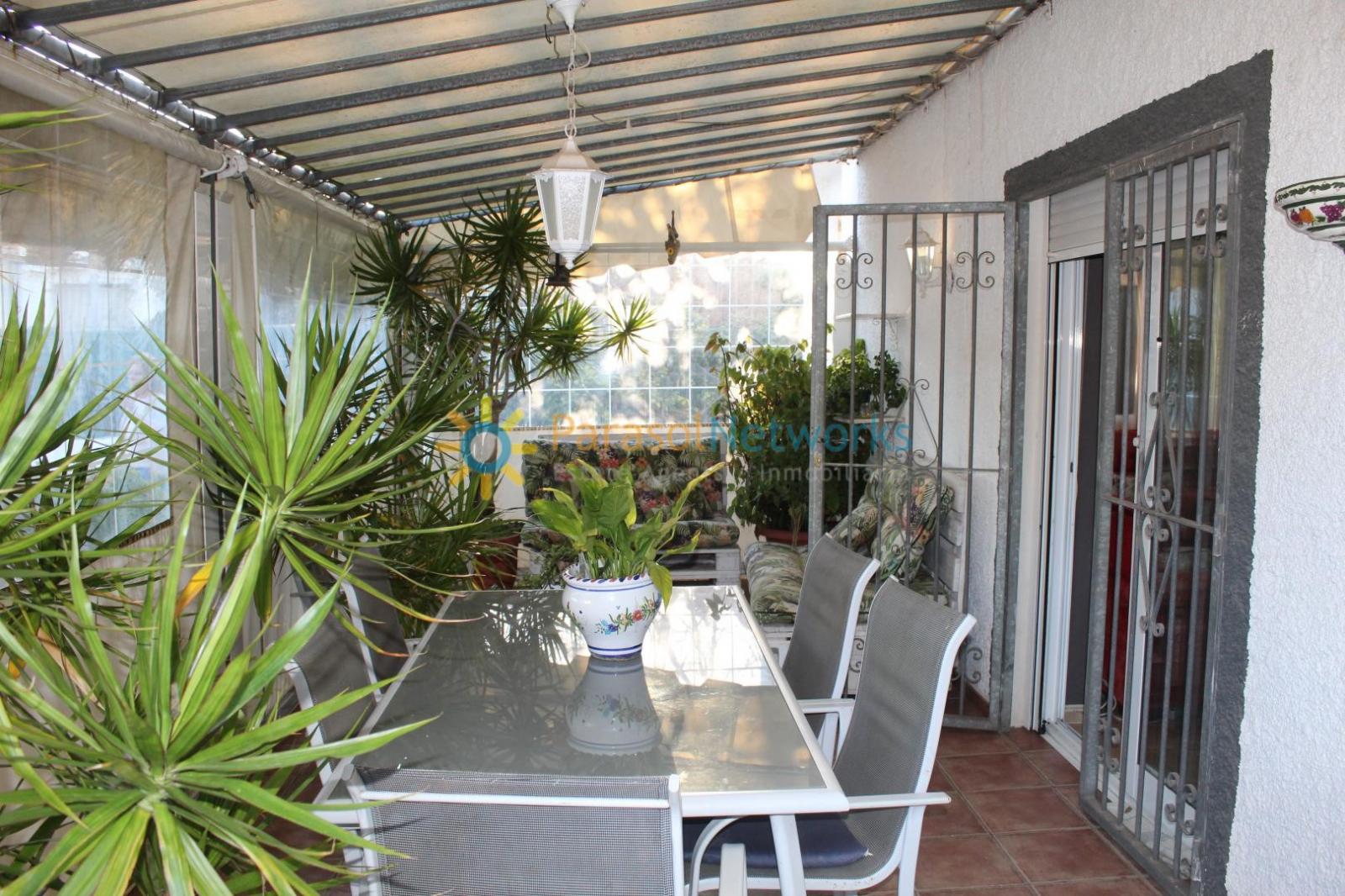 Chalet for Rent in Oliva