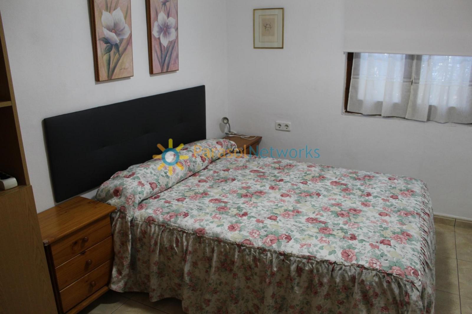 Chalet for Rent in Oliva