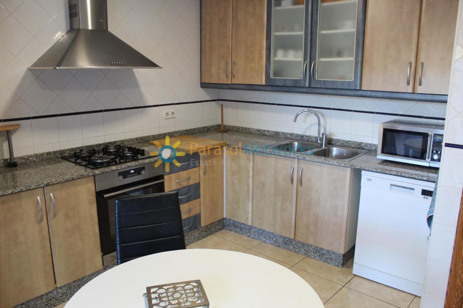 Chalet for Rent in Oliva
