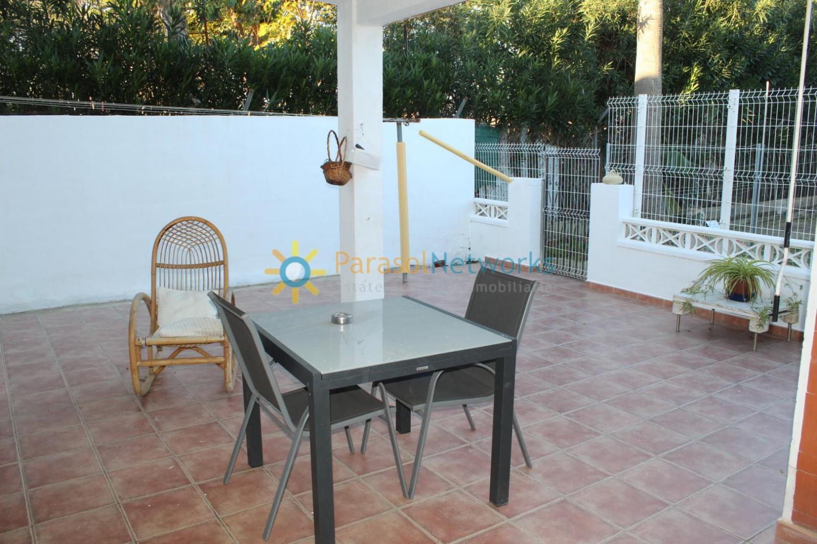 Chalet for Rent in Oliva