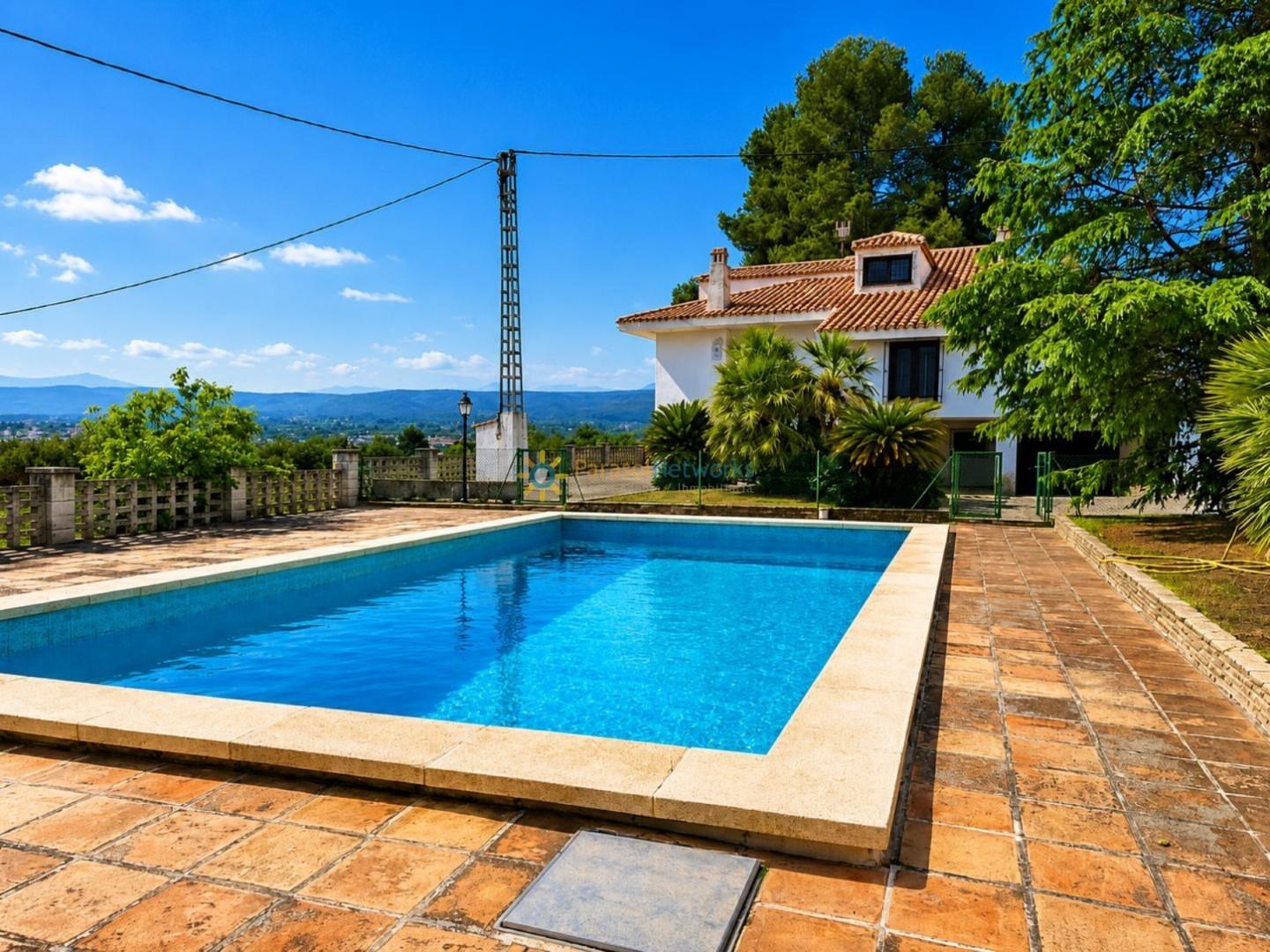 Chalet for Sale in Ontinyent