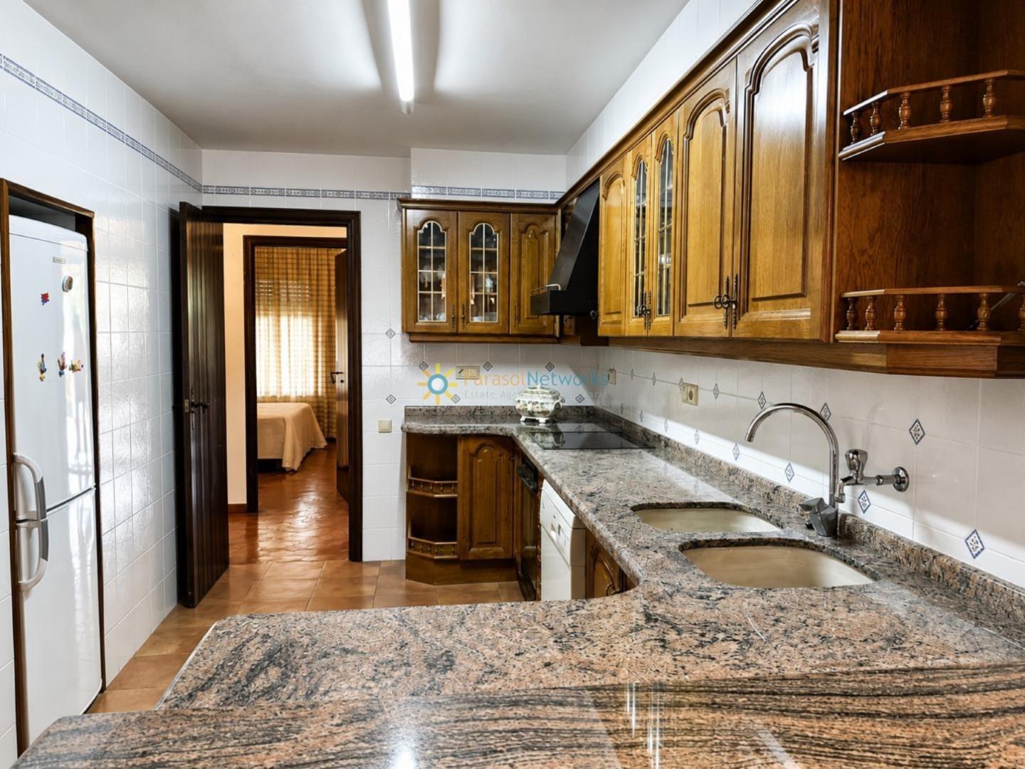 Chalet for Sale in Ontinyent