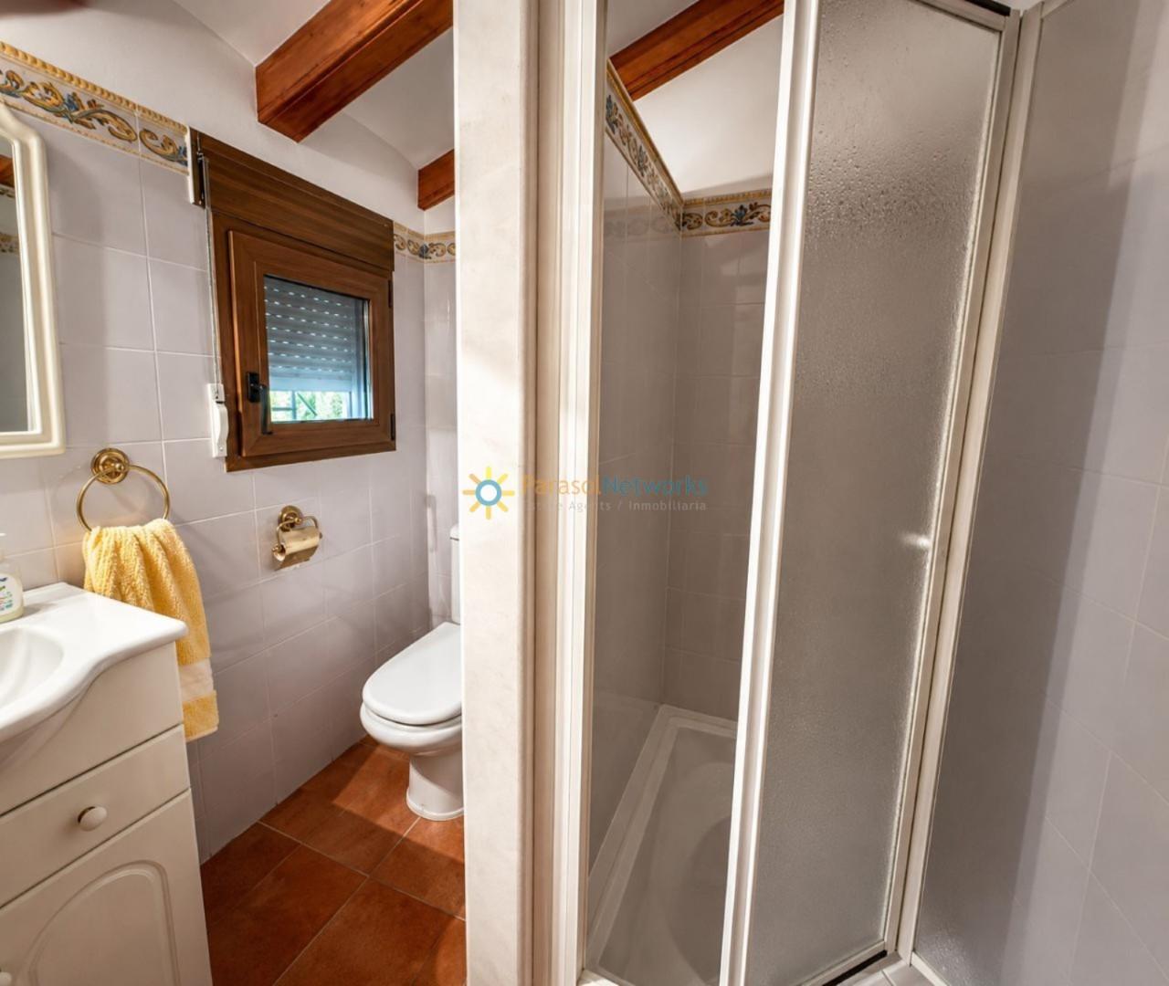 Chalet for Sale in Ontinyent