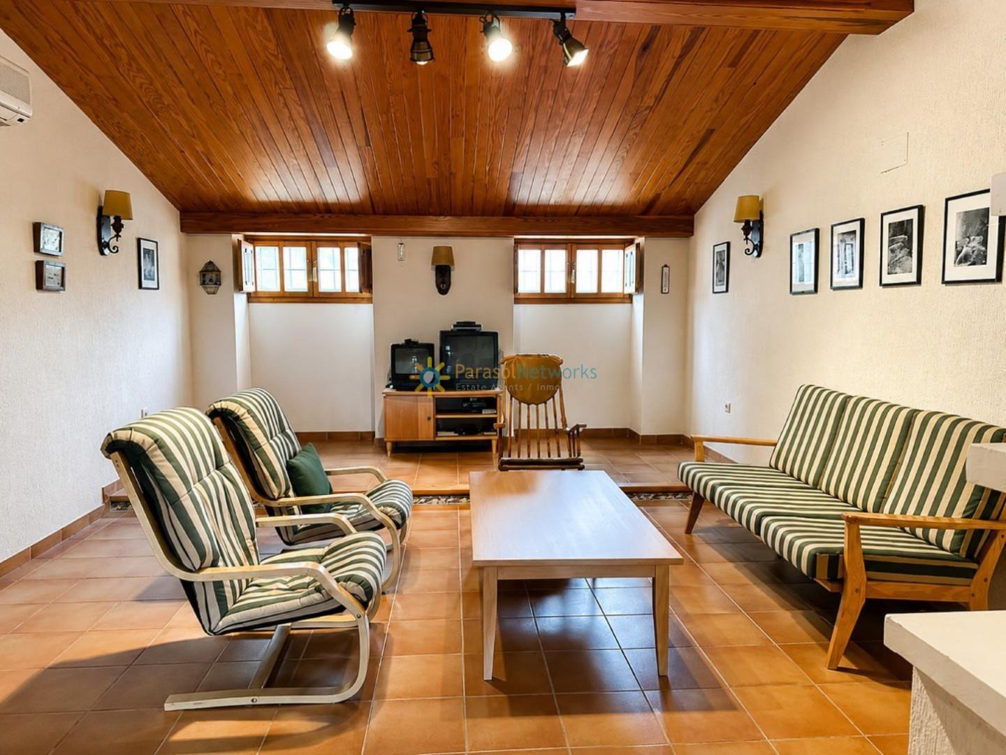 Chalet for Sale in Ontinyent