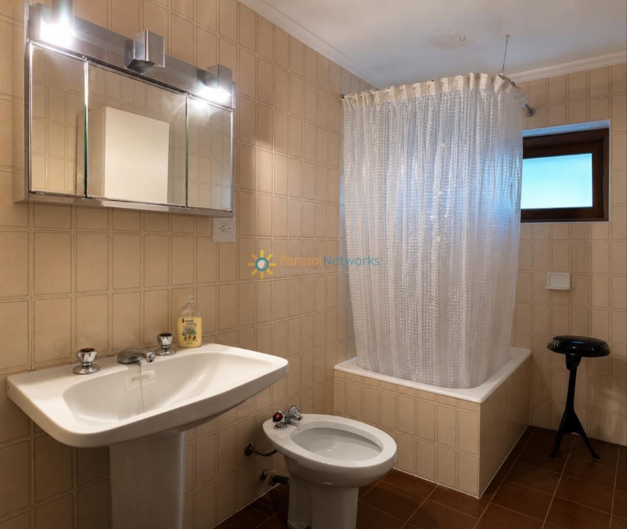 Chalet for Sale in Ontinyent