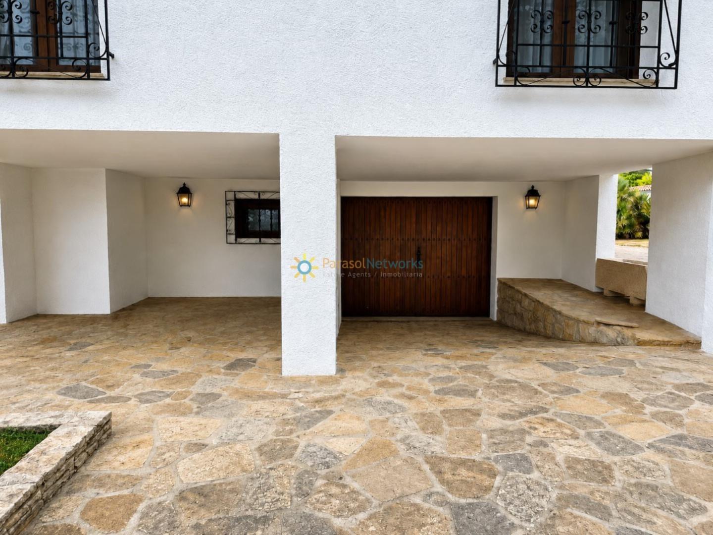 Chalet for Sale in Ontinyent