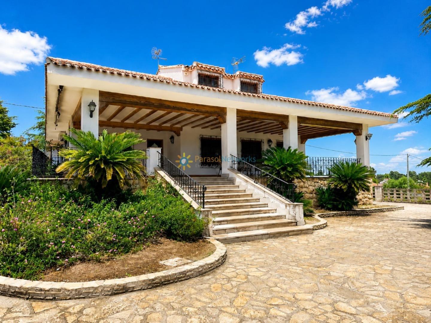 Chalet for Sale in Ontinyent