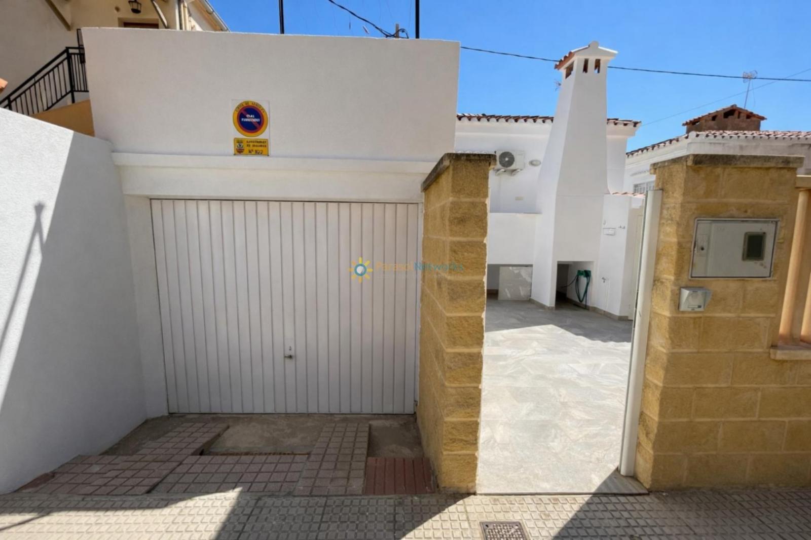 Villa for Sale in Miramar