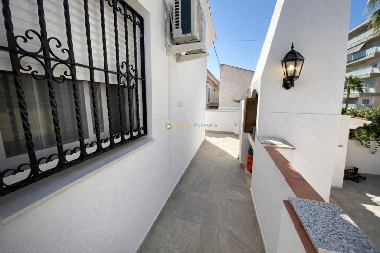 Villa for Sale in Miramar