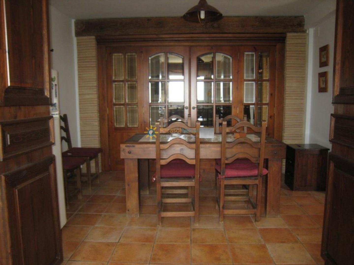 Villa for Sale in Oliva