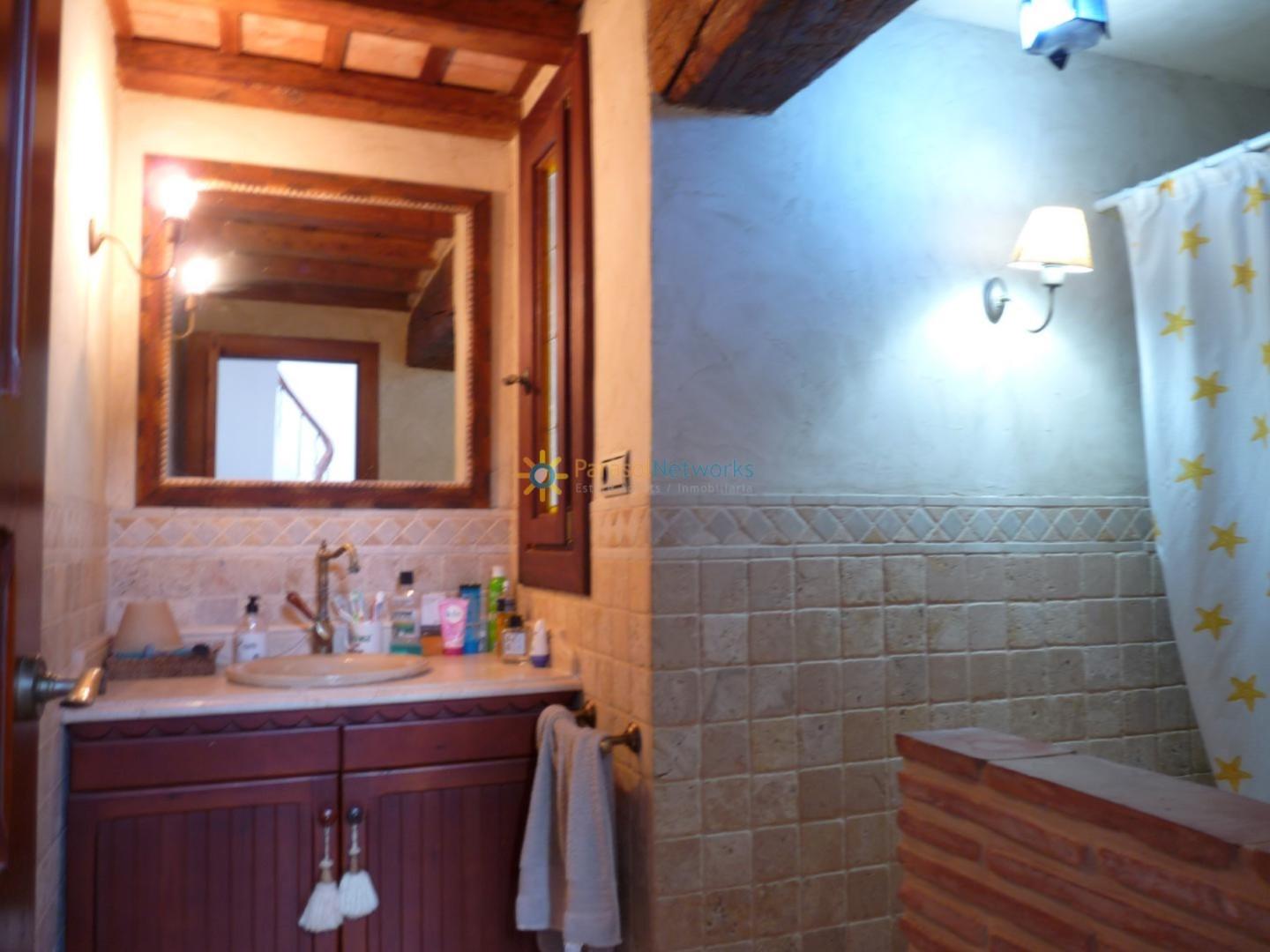 Villa for Sale in Oliva