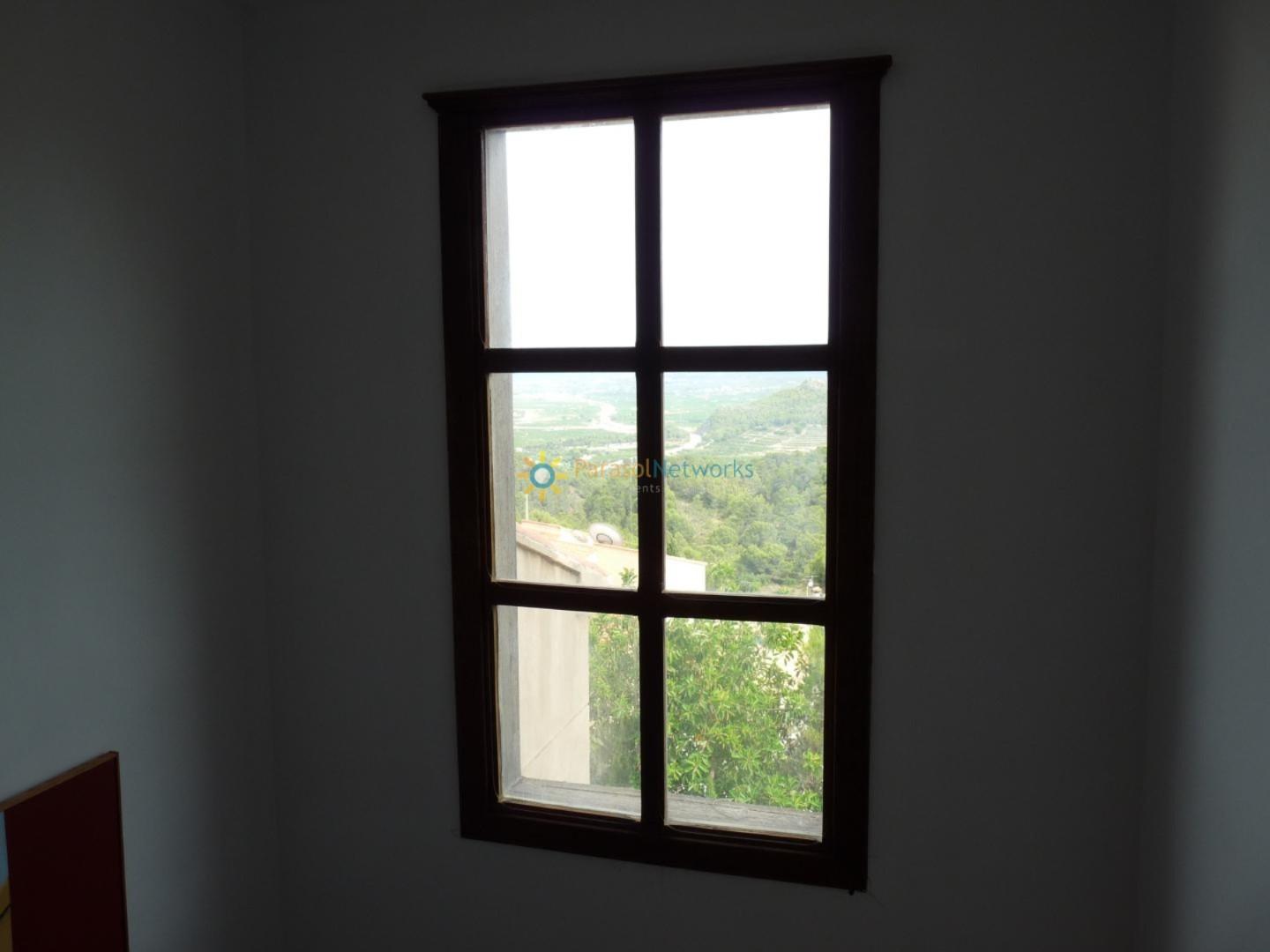 Villa for Sale in Oliva