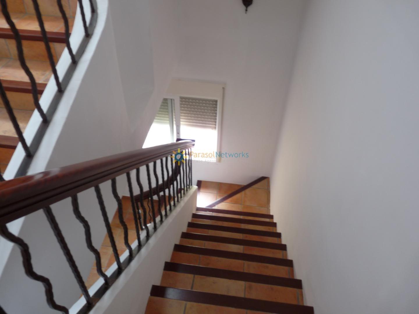 Villa for Sale in Oliva