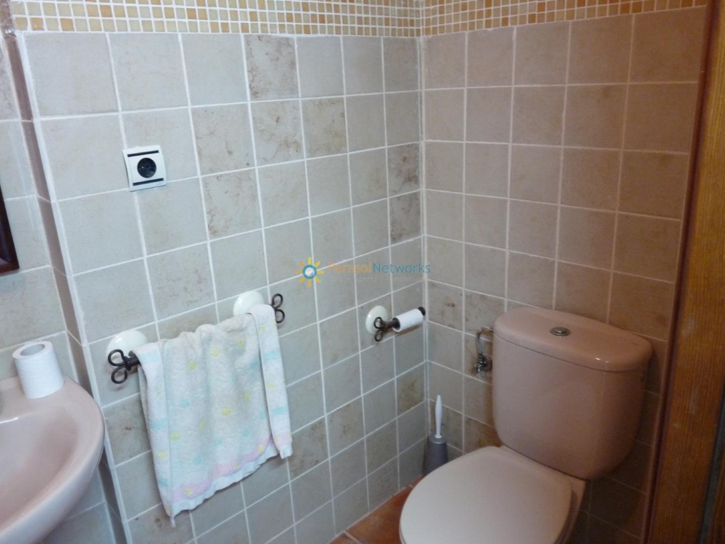 Villa for Sale in Oliva