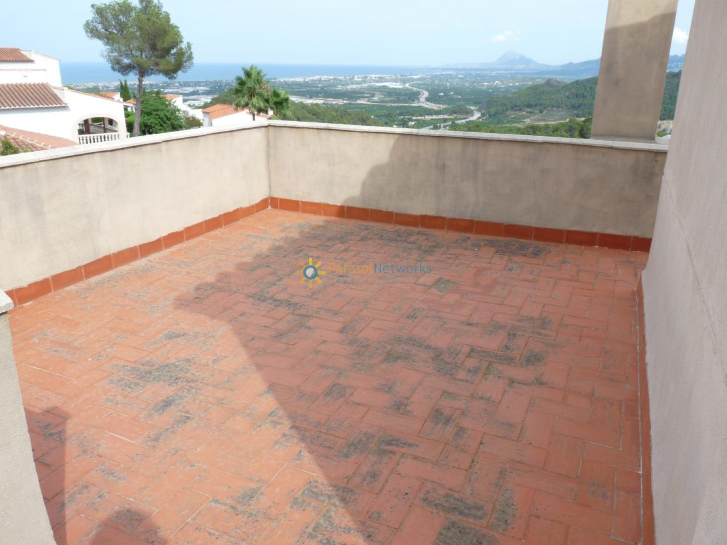 Villa for Sale in Oliva